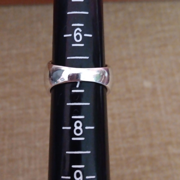 925 Silver Vine Cut Out Stone Ring - Picture 4 of 9